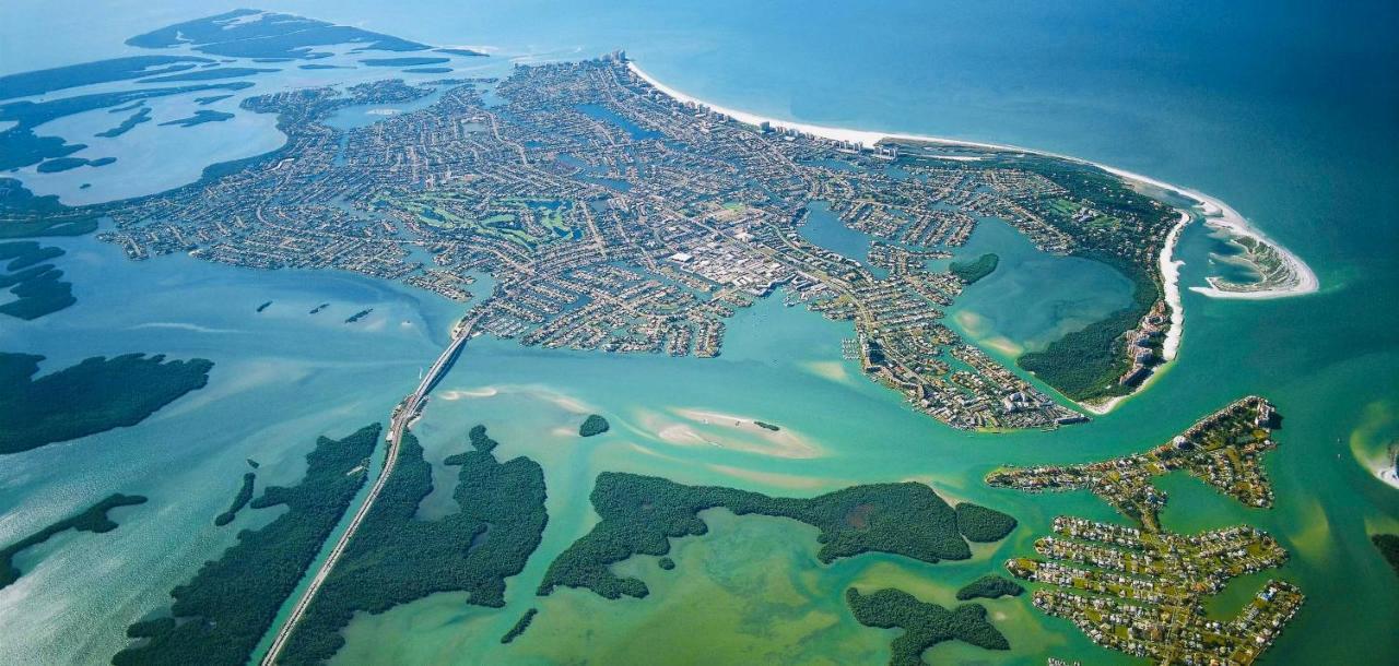 Olde Marco Inn Marco Island Bagian luar foto
