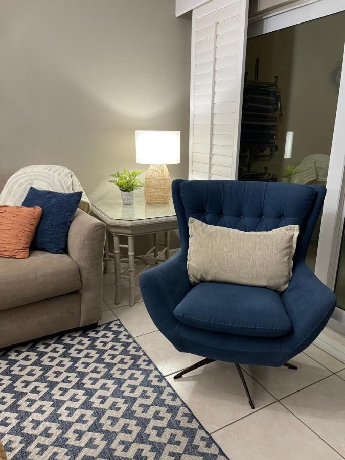 Olde Marco Inn Marco Island Bagian luar foto